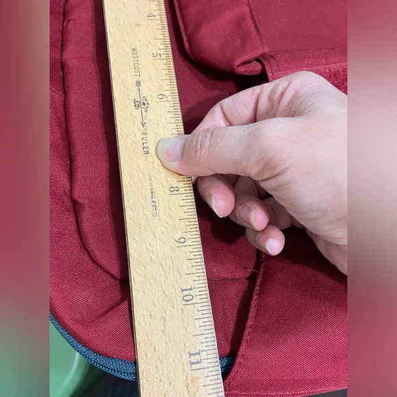 Pyrex 3qt Portables Carry Tote Bag Burgundy/Grey Insulated Hot And Cold - Picture 8 of 9